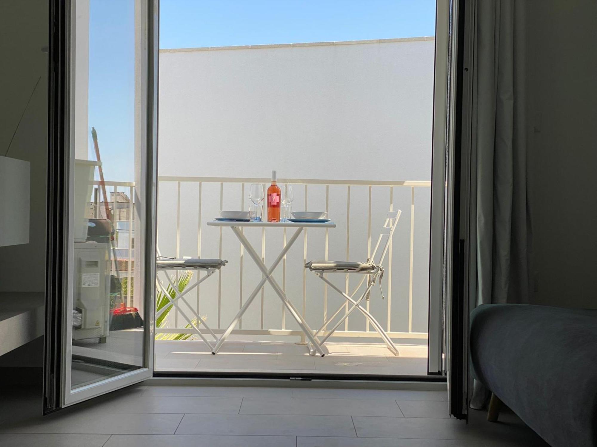 Tramonti Incredibili In Piscina - Apartment8 Con Ac Wifi In Residence Santa Maria al Bagno Pokoj fotografie